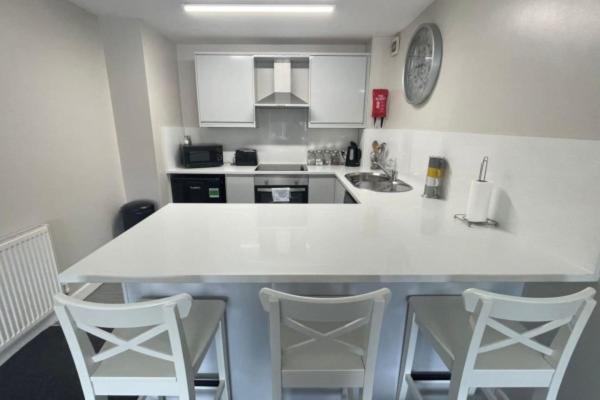 Ryan I Air I Bnb - 102 Mill Street - Free Parking Liverpool Habitación foto